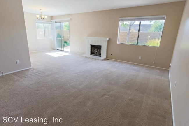 Building Photo - 15916 Rosehaven Ln