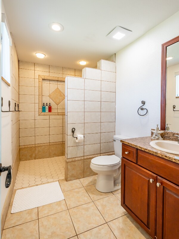 Primary Photo - 1556 Churchill Ct