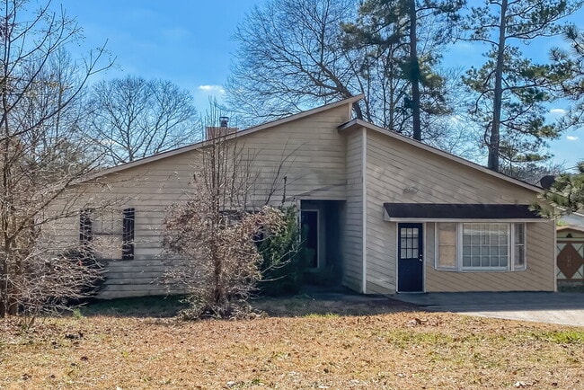 Building Photo - 148 Little Joe Ct