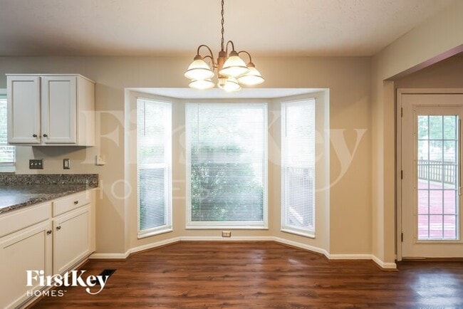 Building Photo - 3687 Shagbark