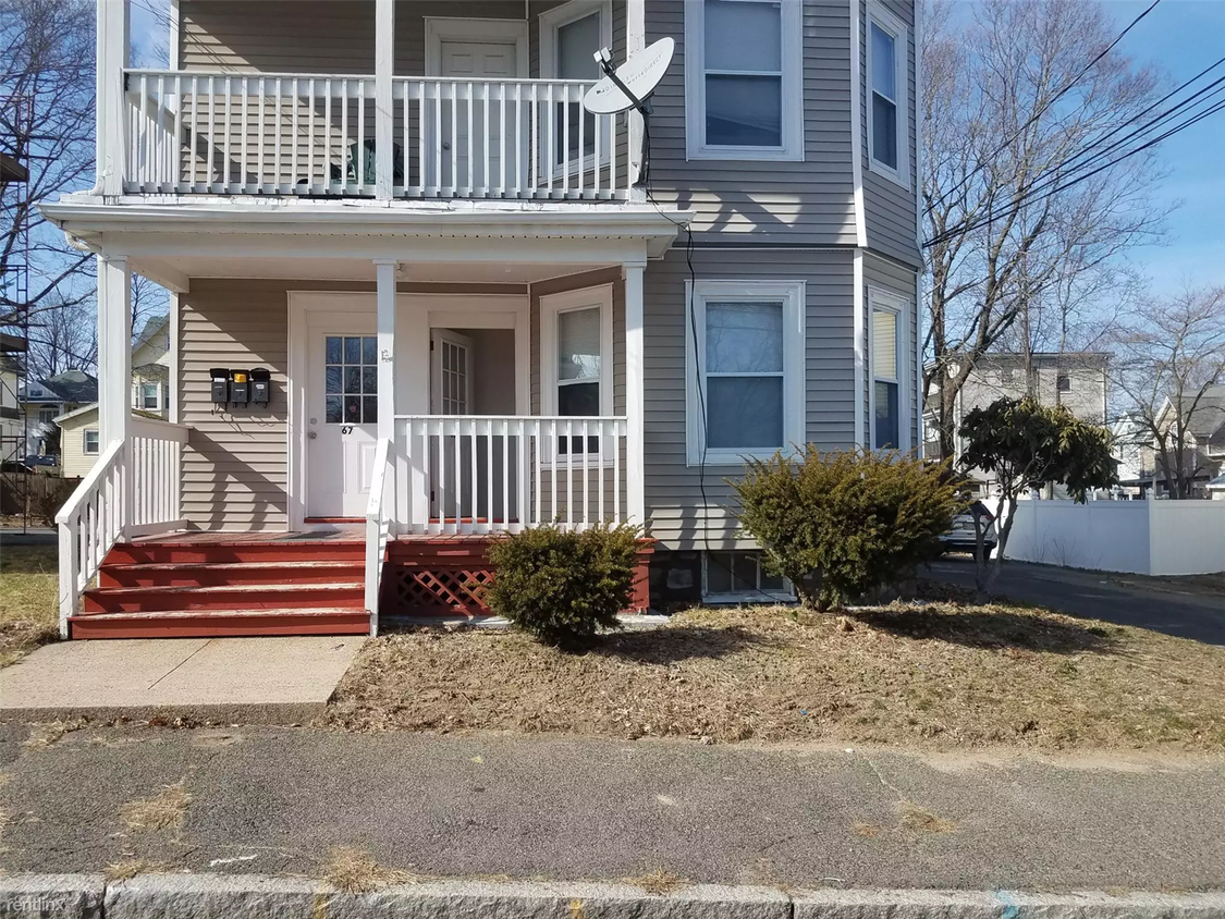 67 Hillberg Ave Unit 3, Brockton, MA 02301 Apartment for Rent in