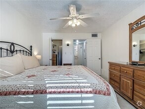 Building Photo - 175 Turtle Lake Ct