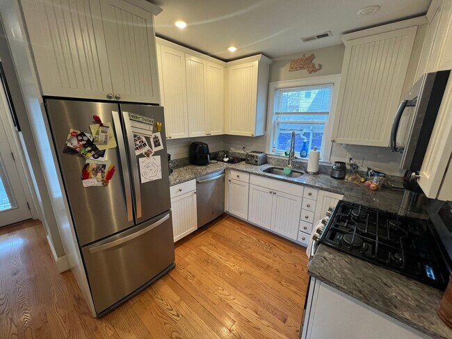 Foto del edificio - HOT CAMBRIDGE LISTING!!!!!