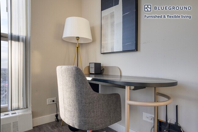 Foto del edificio - 5600 N Sheridan Rd