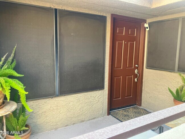 Foto del edificio - 5122 E Shea Blvd