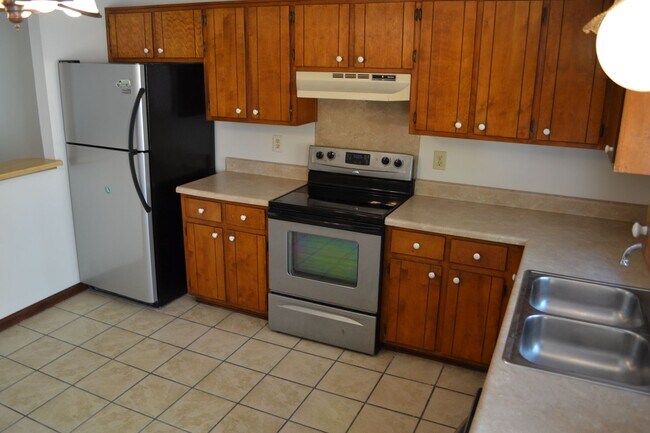 Foto del edificio - 124-126 Corey Cir