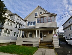 Building Photo - 191 Canfield Ave