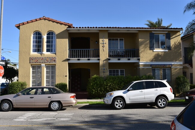 Building Photo - 76 Granada Ave