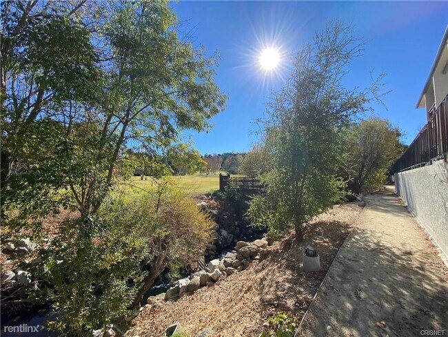 Building Photo - 3 br, 2 bath Condo - 4762 Park Granada Uni...