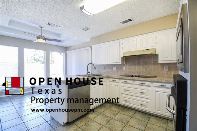 Foto del edificio - 1109 Kenshire Ln Richardson