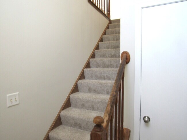 Foto del edificio - 37 Coolidge Ct