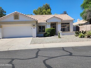 Building Photo - 1540 E San Remo Ave