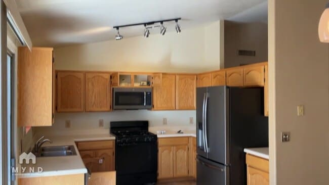 Foto del edificio - 1679 W Camino Acierto