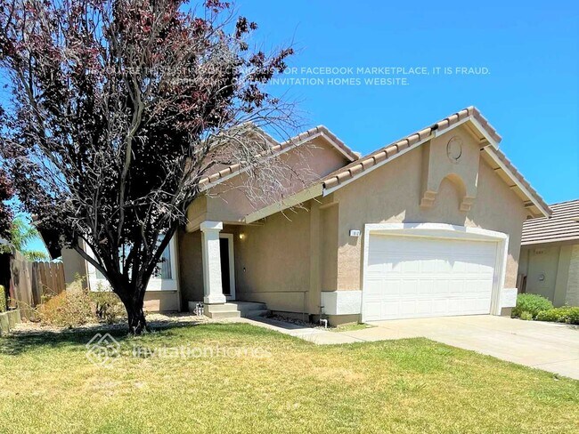 Building Photo - 1812 Johnson Dr