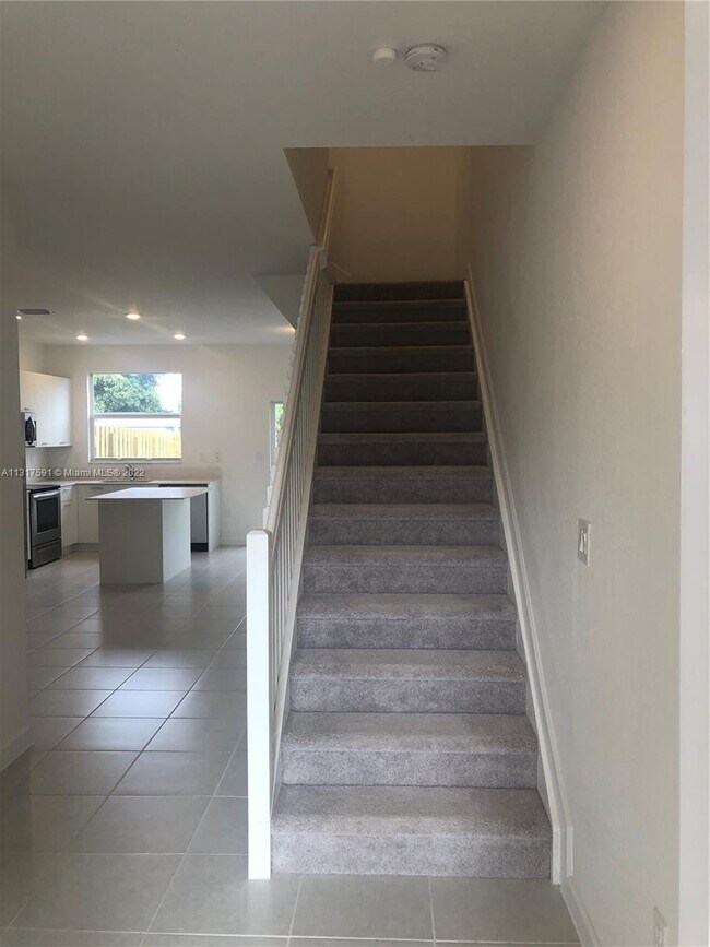 Foto del edificio - 12377 NW 23rd Ct