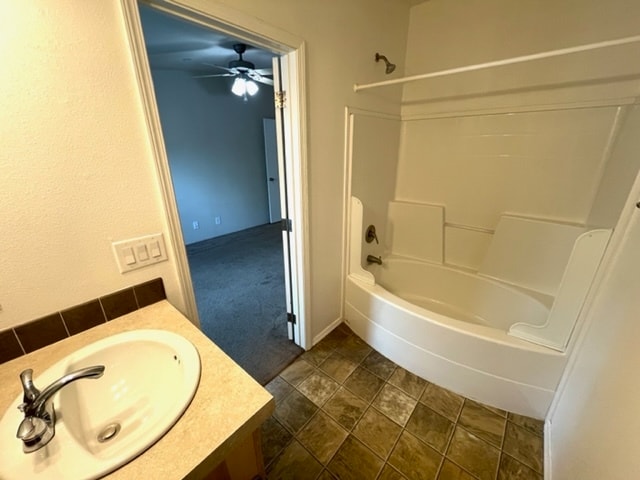 Building Photo - 751 N 200 E