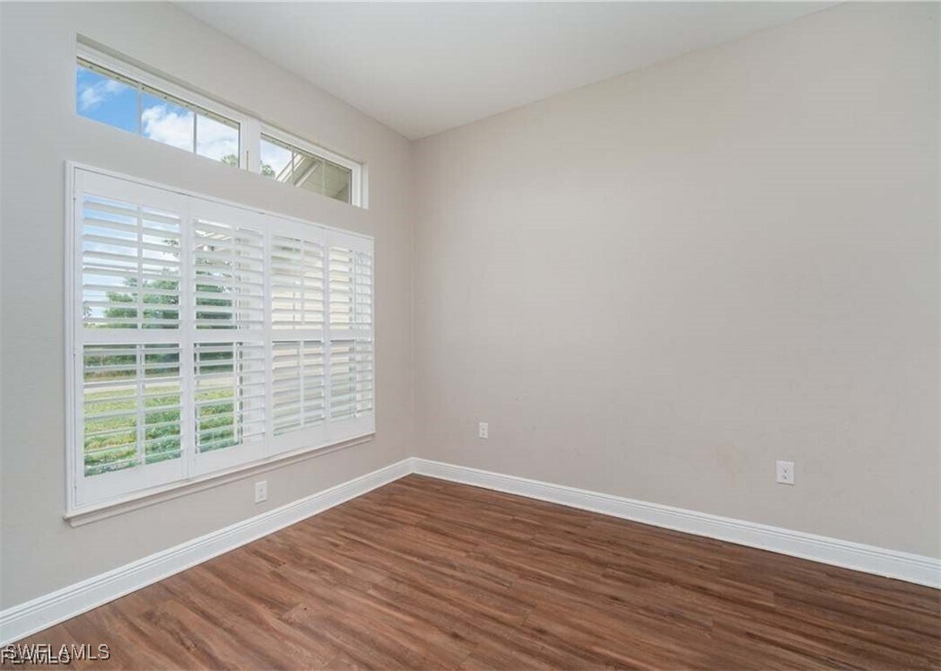 Building Photo - 3423 NE 12th Ave