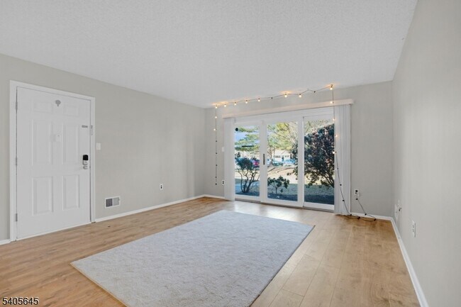 Foto del edificio - 51 Crabapple Ln