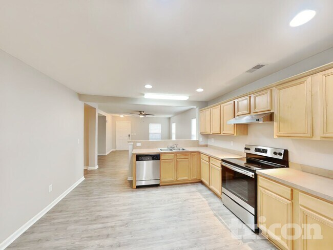 Foto del edificio - 217 Wild Olive Dr