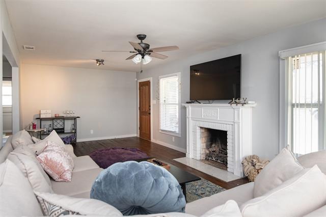 Foto del edificio - 3709 Park Ridge Blvd