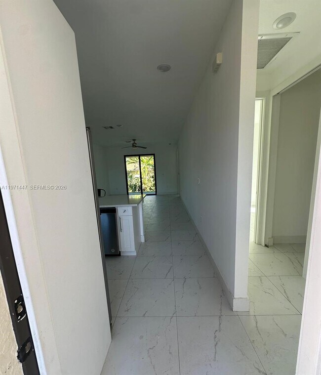 Foto del edificio - 4660-4662 26th St SW