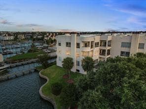 Building Photo - 1302 Marina Bay Dr