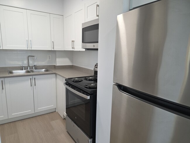 Building Photo - Mordini Residential
