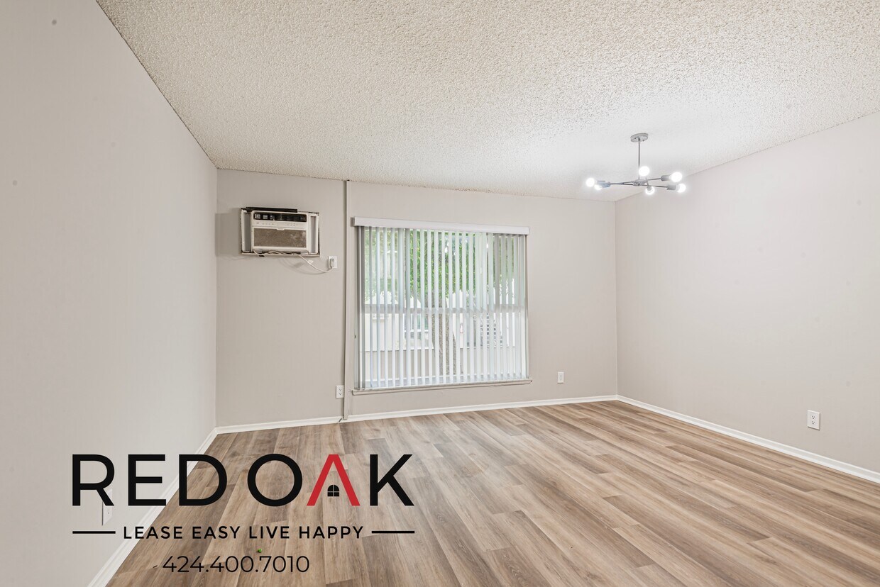 Foto principal - 10562 Haddon Ave