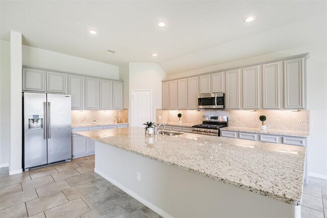 Building Photo - 18222 Sunniberg Ct