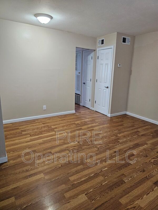 Foto del edificio - 612-616 N 46 St