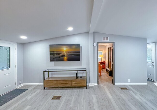 Foto del edificio - 16957 Lake Christiana Ct