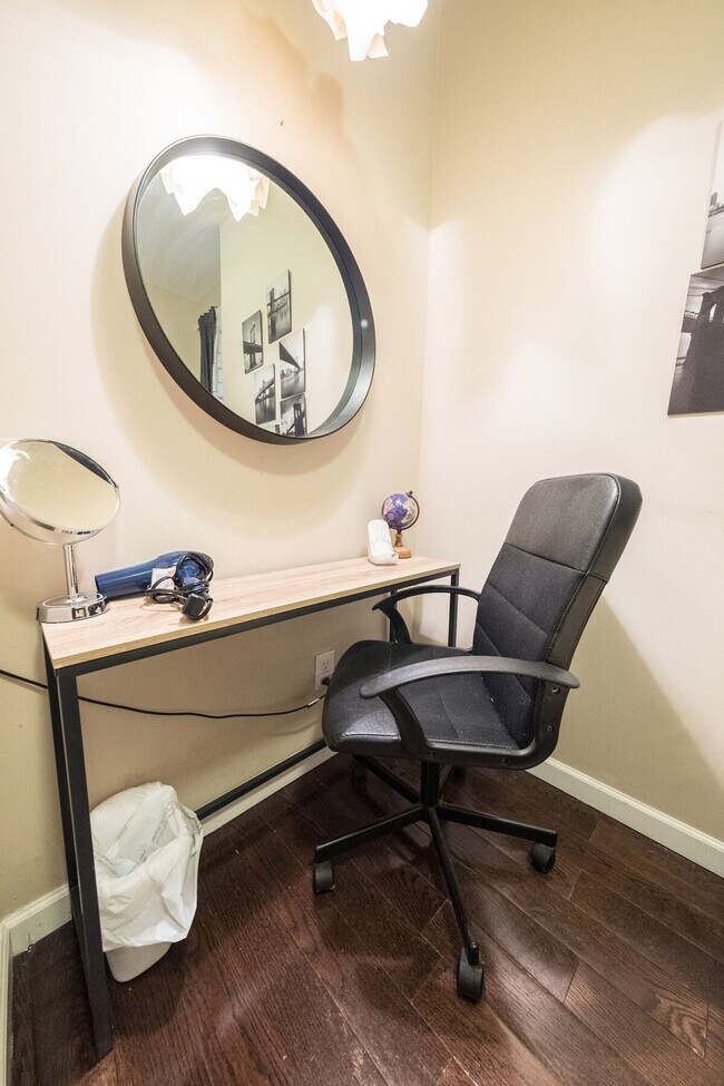 Foto del edificio - 5 W 101st St