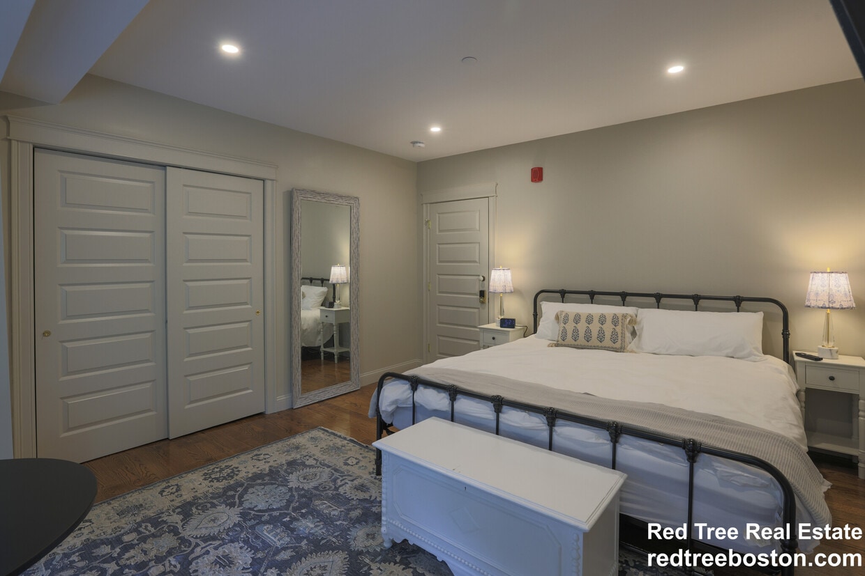 Primary Photo - 44 Winslow Rd