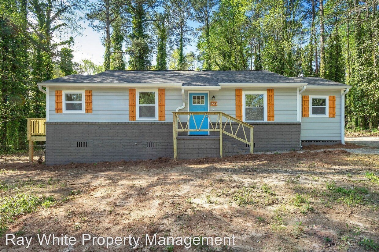 Primary Photo - 3 br, 2 bath House - 4054 Grant Drive SW