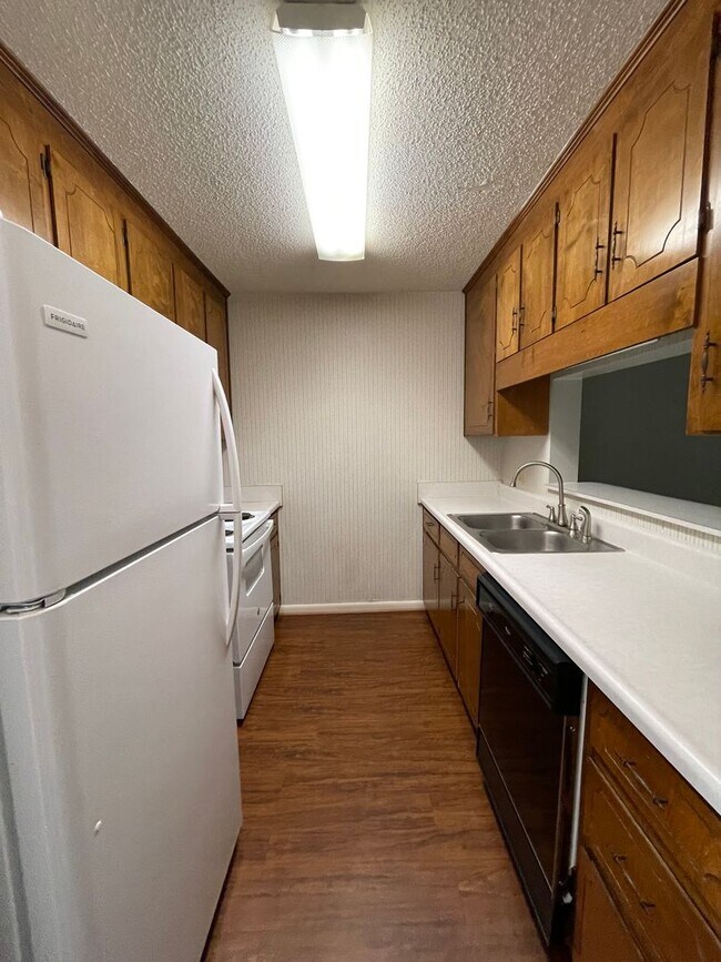 Building Photo - Rolling Acres Subdivision