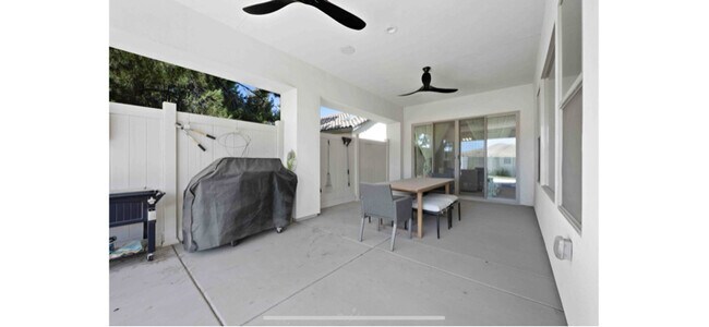 Building Photo - 16120 Match Pointe Ct