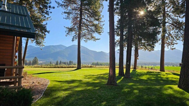 Foto del edificio - Beautiful cabin with privacy fully furnished