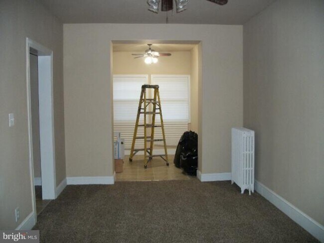 Foto del edificio - 1429 S St SE