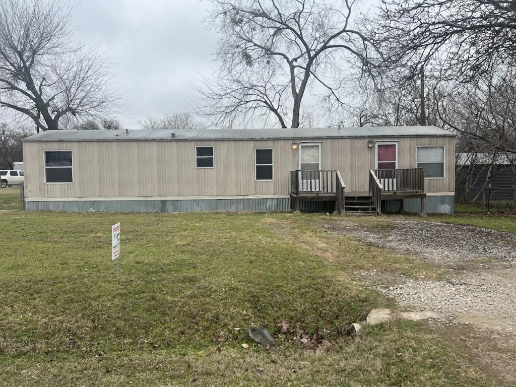 Primary Photo - 1425 Cardinal Terrace