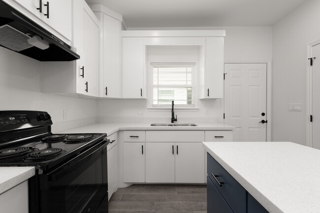 Foto del edificio - 405 Lion's Villa AV