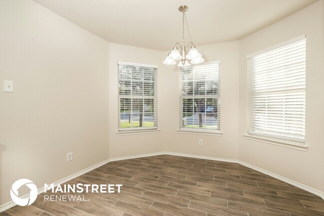 Building Photo - 3905 Wensledale Dr