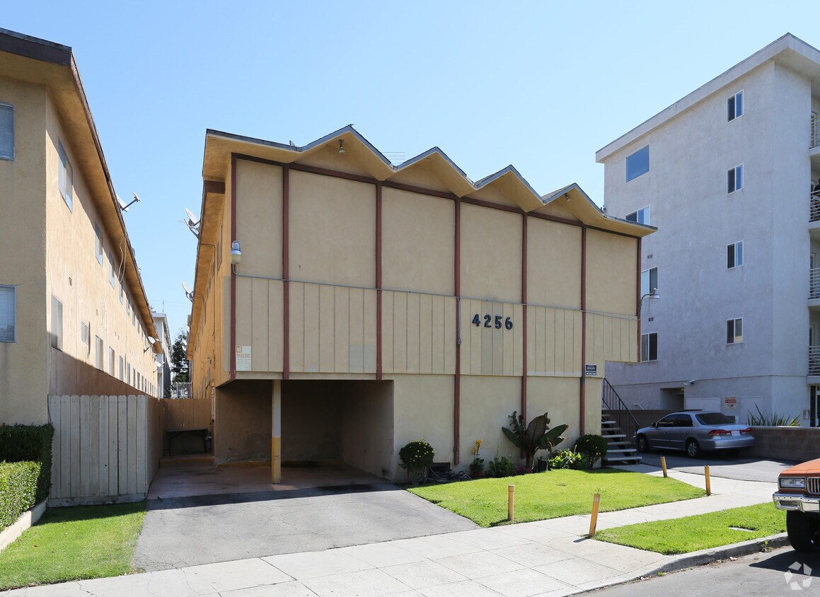Building Photo - 4256 Lindblade Dr