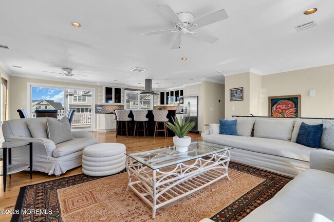 Foto del edificio - 326 Cutter Ln