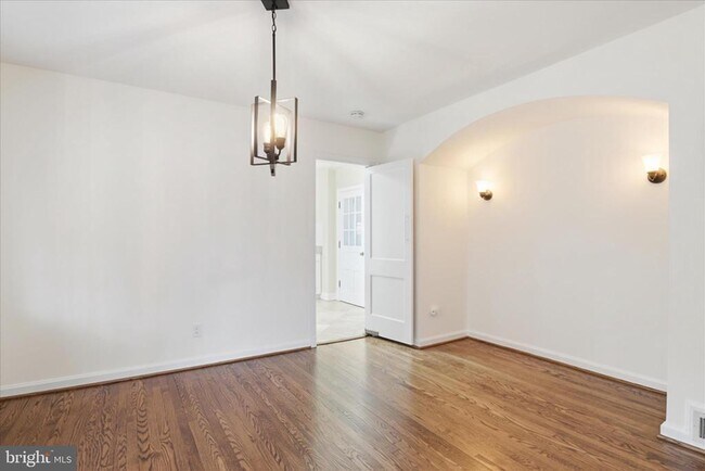 Foto del edificio - 904 N Ivy St