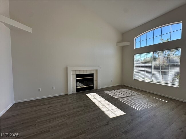 Building Photo - 1634 Coyote Run Dr