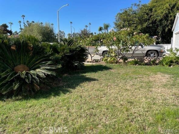 Foto del edificio - 1046 N Lido St
