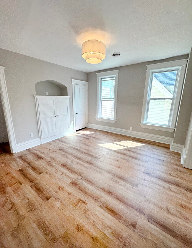 Living Room - 2480 N Murray Ave