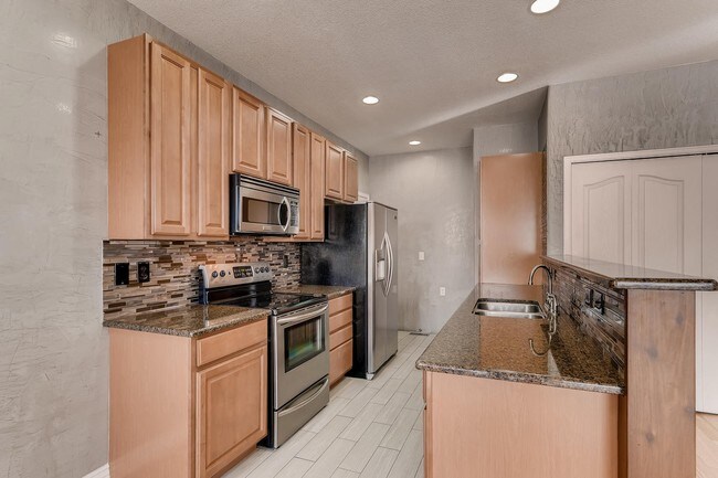 Building Photo - 14332 East Napa Place, Unit 9D