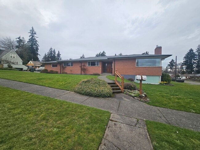 Foto del edificio - 1404 S Cherry St