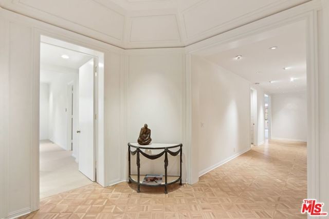 Building Photo - 10106 Empyrean Way Way